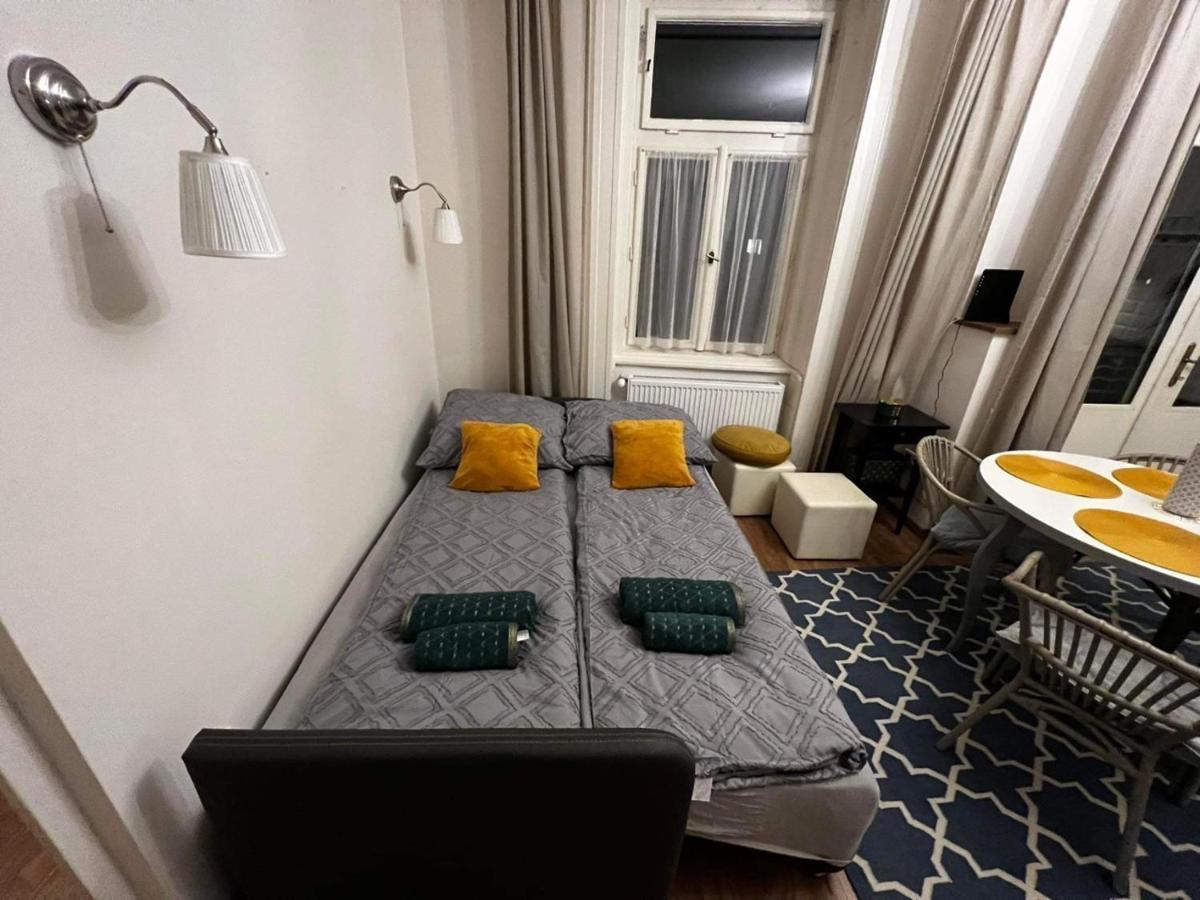 Adorable, Cosy Apartment At The Heroes' Square Budapest Exterior foto